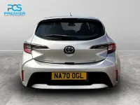 Used Toyota Corolla 122 HP (89 kW) 2020 Silver Hatchback
