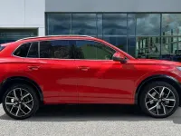 Used VW Tiguan R-line 272 HP (200 kW) 2025 Persimmon red metallic SUV