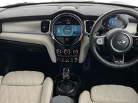 Used Mini Cooper S Exclusive 176 HP (129 kW) 2024 Silver Hatchback