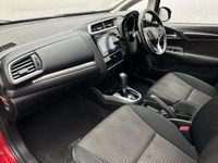 Used Honda Jazz EX 102 HP (75 kW) 2019 Red Hatchback