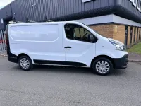 Used Renault Trafic Business 2017 White MPV