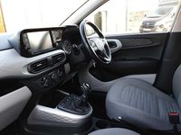 Used Hyundai i10 Premium 84 HP (61 kW) 2021 Turquoise Hatchback