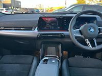 Usado BMW iX2 M Sport 227 kW (309 HP) 2025 Vermelho SUV