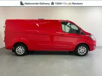 Used Ford Transit Custom Limited 130 HP (95 kW) 2022 Red Van