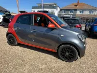 Used Smart ForFour Edition #1 90 HP (66 kW) 2015 Grey Hatchback