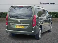 Used Vauxhall Combo Ultimate 100 kW (136 HP) 2025 Green MPV