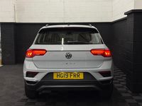 Used VW T-Roc SE 115 HP (84 kW) 2019 Silver SUV
