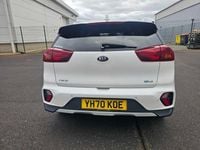 Used Kia Niro 2020 Clear white SUV