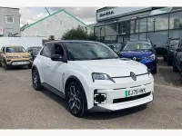 Used Renault 5 E-Tech Komfort 110 kW (150 HP) 2025 Hatchback