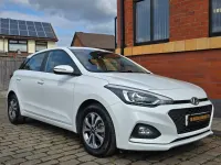 Used Hyundai i20 SE 84 HP (61 kW) 2018 White Hatchback