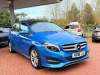 Usado Mercedes B200 Premium Plus 2016 Azul Monovolume