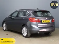 Begagnad BMW 218 Luxury Line 150 HK (110 kW) 2018 Grå Minibuss