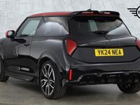 Used Mini Cooper Hatch 154 HP (113 kW) 2024 Black Hatchback