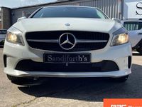 Used Mercedes A180 Executive 109 HP (80 kW) 2017 White Hatchback