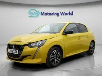 Second-hand Peugeot 208 Allure+ 100 CP (73 kW) 2022 Galben Hatchback