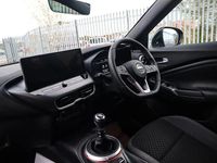 Used Nissan Juke N-Connecta 112 HP (82 kW) 2024 Grey SUV