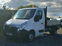 Begagnad Vauxhall Movano 125 HK (91 kW) 2015 Vit Minibuss