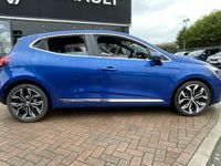 Used Renault Clio V SE 90 HP (66 kW) 2022 Hatchback