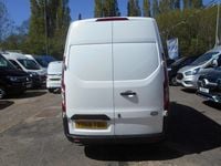 Begagnad Ford Transit Custom 105 HK (77 kW) 2019 Vit Van