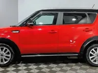 Used Kia Soul 132 HP (97 kW) 2017 Red SUV
