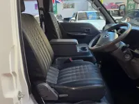 Usado Mazda Bongo 2016 Branco Monovolume