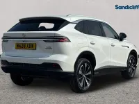 New MG HS SE 2025 Metallic  white pearl SUV