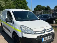 Used Citroën Berlingo 75 HP (55 kW) 2015 White MPV