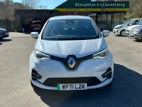 Used Renault Zoe Iconic 100 kW (136 HP) 2021 White Hatchback