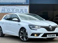 Used Renault Mégane IV Signature 108 HP (79 kW) 2018 White Hatchback