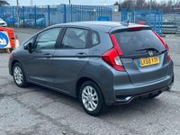 Used Honda Jazz SE 102 HP (75 kW) 2019 Grey Hatchback