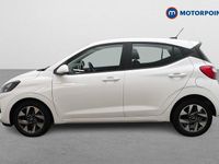 Used Hyundai i10 Advanced 79 HP (58 kW) 2025 White Hatchback
