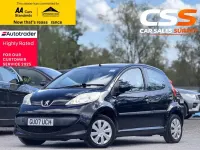 Begagnad Peugeot 107 68 HK (50 kW) 2007 Svart Halvkombi