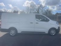 Used Vauxhall Vivaro S 100 HP (73 kW) 2021 White MPV
