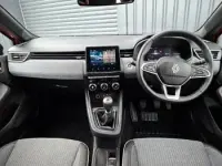 Used Renault Clio Techno 90 HP (66 kW) 2025 Red Hatchback