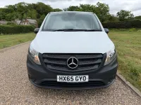 Begagnad Mercedes Vito 2022 Vit Van