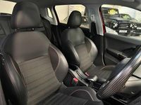 Begagnad Peugeot 2008 GT-line 100 HK (73 kW) 2019 Röd SUV