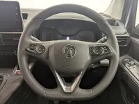 Used Vauxhall Combo 100 HP (73 kW) 2023 White MPV