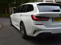 Begagnad BMW 320 M Sport 190 HK (139 kW) 2020 Vit Kombi