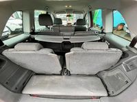 Used Vauxhall Zafira Design Edition 120 HP (88 kW) 2014 Red MPV