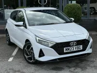 Used Hyundai i20 Premium 98 HP (72 kW) 2023 White Hatchback