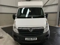 Second-hand Vauxhall Movano 125 CP (91 kW) 2017 Alb Monovolum