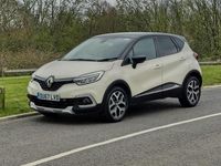 Used Renault Captur Dynamique 90 HP (66 kW) 2017 Cream/black SUV