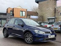 Used VW Golf VII SE 125 HP (91 kW) 2017 Blue Hatchback