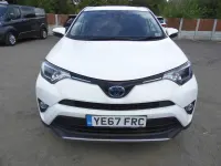 Used Toyota RAV4 197 HP (144 kW) 2017 White SUV
