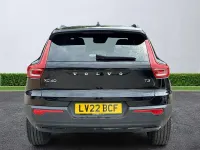 Used Volvo XC40 R-Design 163 HP (119 kW) 2022 Black SUV