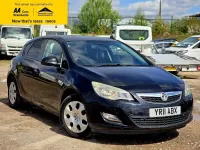 Begagnad Vauxhall Astra 115 HK (84 kW) 2011 Svart Halvkombi