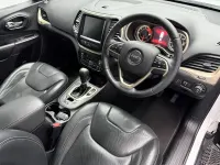 Used Jeep Cherokee Limited 200 HP (147 kW) 2015 White SUV