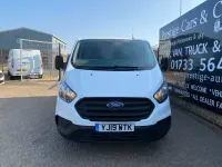 Used Ford Transit Custom 130 HP (95 kW) 2019 White Van