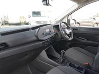 Begagnad VW Caddy 114 HK (83 kW) 2021 Vit Minibuss