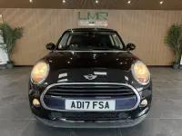 Begagnad Mini Cooper Hatch 2017 Svart Halvkombi